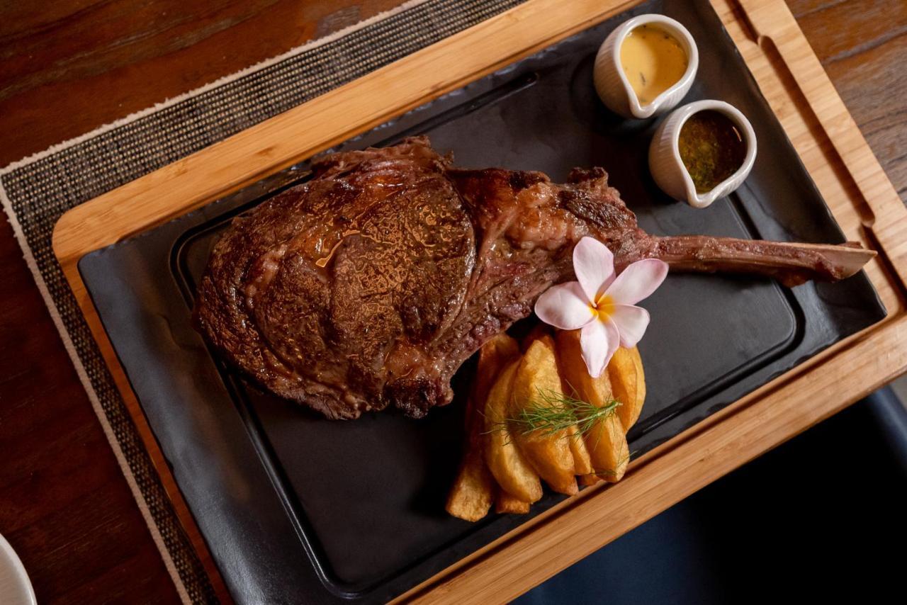 Lopesan Costa Bavaro Resort, Spa & Casino 푼타 카나 외부 사진 A steak